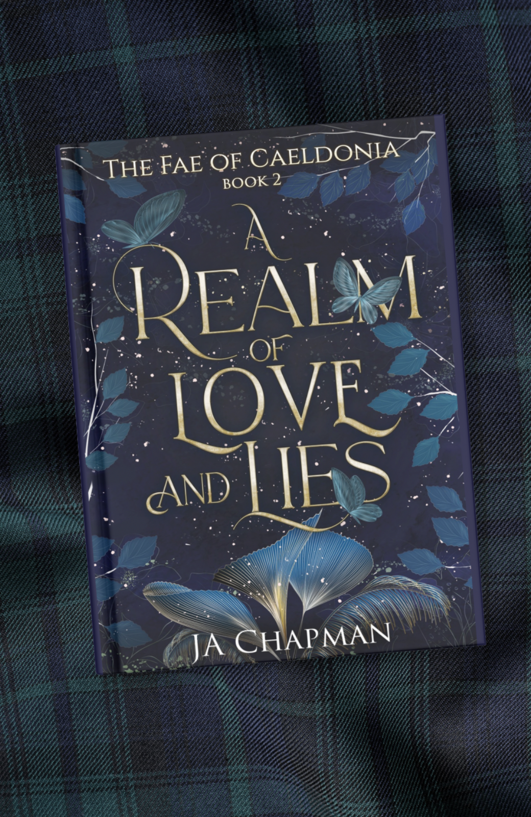 A Realm of Love and Lies | HF 27