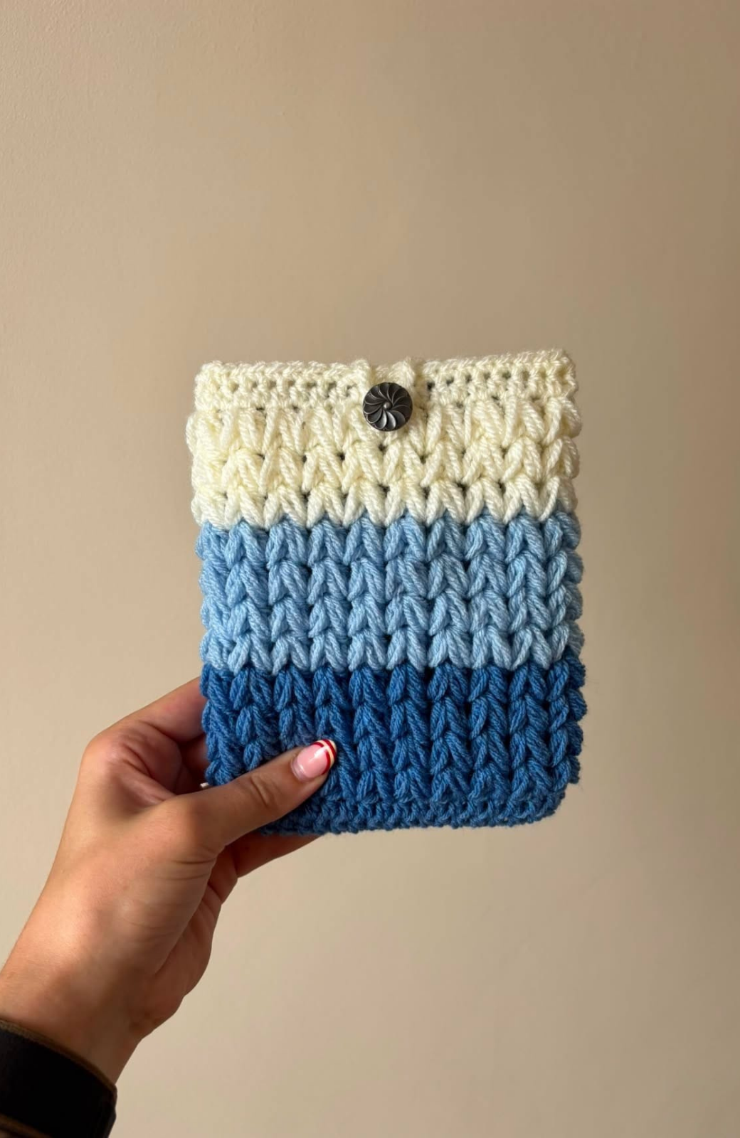 Ocean Waves Kindle Sleeve